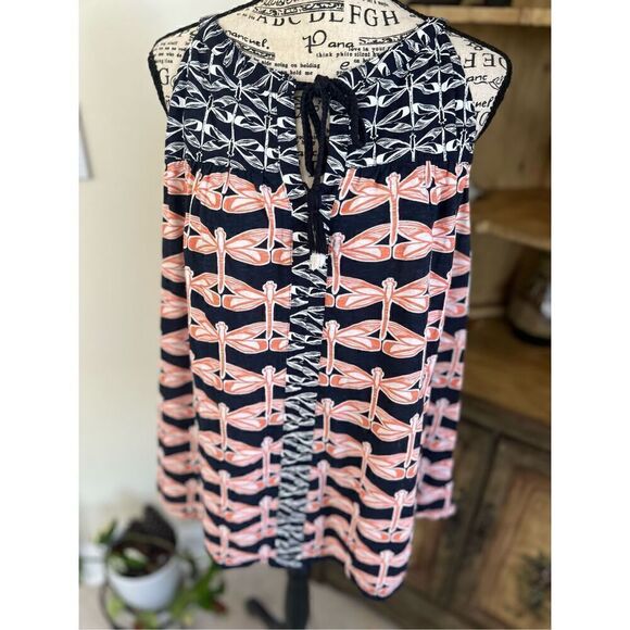 Crown & Ivy Sleeveless Dragonfly Blouse - Picture 7 of 7